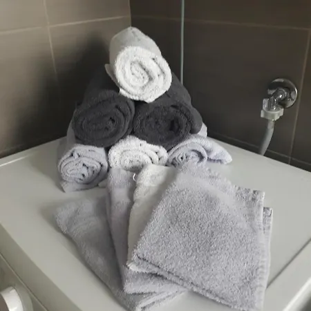 Stan Na Dan Nina - Centar Apartman *