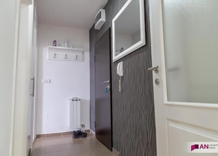 Stan Na Dan Nina - Centar